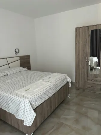 1-bedroom apartment with balcony - Apartments Subashi room 201 Отели в г. Gjerana