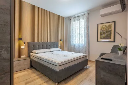 Cozy, newly renovated apartment in the heart of Pozzoleone