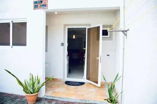 300 m beach, Wifi, Pool, Air-conditioned, Garden