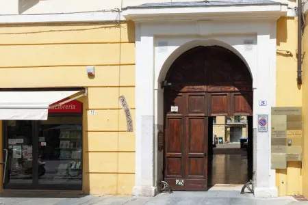 Canalchiaro Suite, Modena Center, 6 guests, Cathedral view