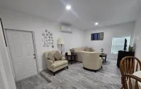 Private Guest Suite • Near Disney & Orlando