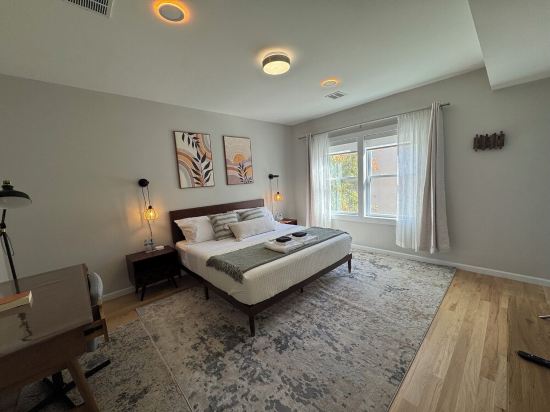 NEW Luxe 3BR Rooftop Retreat Min to NYC/ Manhattan and EWR aiport / Metlife