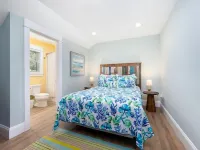 Upscale 4BR/4.5 Bath townhome/duplex in Corolla Light Resort community Hotels in Corolla