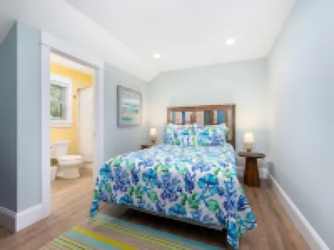 Upscale 4BR/4.5 Bath townhome/duplex in Corolla Light Resort community