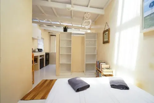 Dreamtime- 60m around the corner from the beach