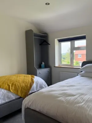 Family home close to Lulworth Cove, Durdle Door, The Tank Musuem & Monkey World Hotels in Wool