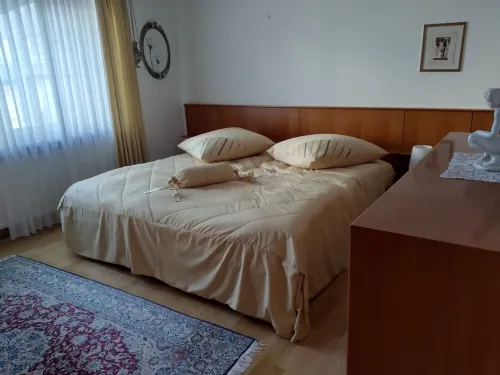 Comfortable apartment in the middle of a beautiful garden