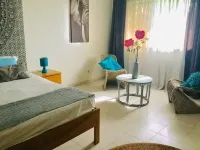 Residence wade the bohemian Hotels in Somone