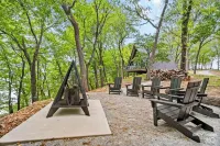 A Frames on Paradise Bluffs - #1 of 3 Hotels in Ottawa County