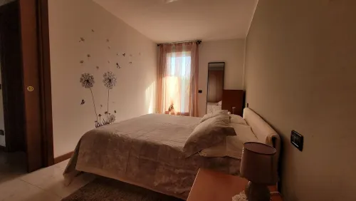 "IL CASTELLETTO" independent apartment, 2 terraces, garden with bbq.