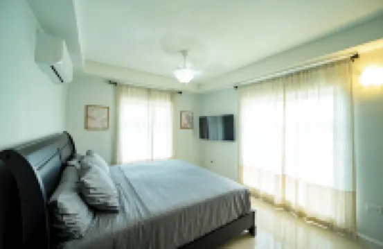 Urban Charm: Modern One Bedroom Hotels in 