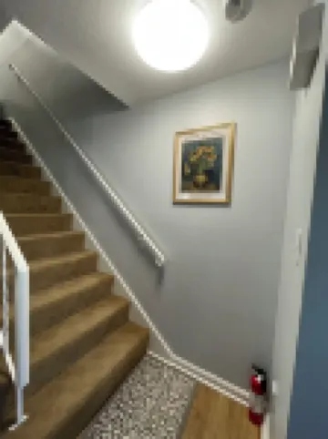 Charming 3-bedroom townhome in Marblehead 3 miles  to Salem14 miles to Boston