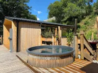 2 Tiny Houses with terrace and Nordic bath for an unusual group stay Hotels in Orbey