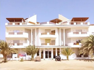 Apt. in Estoril, Boa Vista, Sal Rei, Cape Verde just 75 meters from the beach. Hotels in 