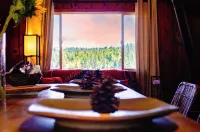 Cozy Hot Tub Cabin On The Lake!