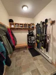Spacious 4-bedroom Ski- in/ Ski-out condo in enchanting Sunday River w/ Hot Tub