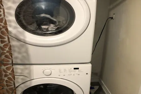 WB02-COZY HOLIDAY HOME (PRIVATE ROOM) Отели рядом с достопримечательностью «Markham Convention Centre»