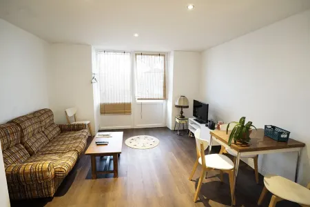 RDC 1 Chambre Saint Jodard. C'est Chouette ! Отели в г. Сен-Жодар