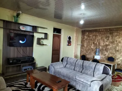 Romantic Spanish villa w/hot tub — 5 min from the bus stop Hotels in 