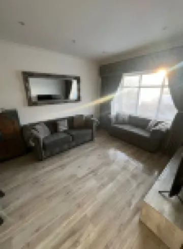 Stylish Home Away from Home6 Minutes Drive to Beach