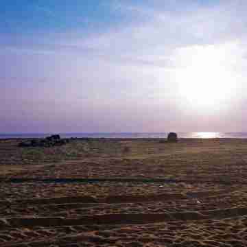 Private beach / Max 6people / 2bed room / Wifi / Gym / Fitness & Recreational Facilities