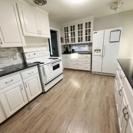Welcoming 3bd/2ba near Averett