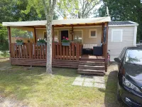 3-bedroom mobile home on the shores of Lake Biscarrosse