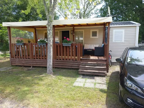 3-bedroom mobile home on the shores of Lake Biscarrosse