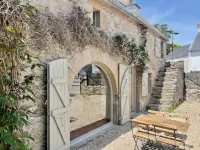 Le Cocon-pretty outbuilding- 4p-fenced garden- Wifi-near the beach