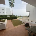 Apartment with sea views in a quiet area