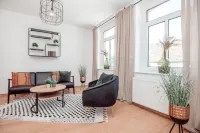 Dream for 4 | Smart TV, Kitchen, Central