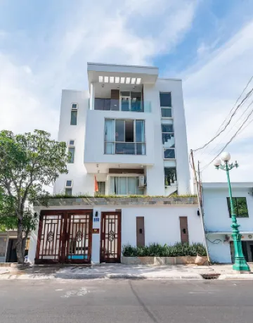 Villa Seaview 8. 71A Tran Phu