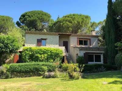 Provencal house la collette Hotels in der Nähe von Lourmarin Market