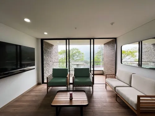 Exclusive Apartment with Panoramic View