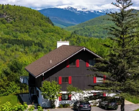 Stunning Mountain Views by Attitash & North Conway! Hotels in Glen
