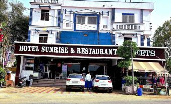 Sunrise Hotel & Restaurant