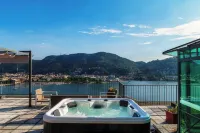 Heavenly Terrace - Hot Tub & the best view on Como Lake!