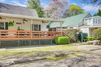Aiken Apt w/ Garden-View Balcony: Half-mi to Dtwn! - Hot Tub