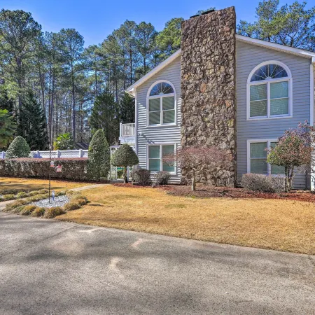 Suwanee House w/ Pool & Game Room!