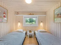 "Sviðandi" - 1.5km from the Sea