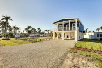 1 Mi to Beach Access: Home w/ Porch in Fort Myers! - 4-Sterne