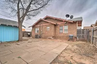 By Dtwn Lubbock! Spacious 4Br Home Near Texas Tech - Bungalows