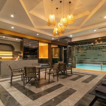 Teymur Continental Hotel