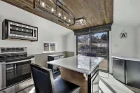 K Loma Vista with Hill Country Views Hotels in Center Point