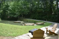 Secluded cabin perfect getaway for couples or ideal for small families! Hotel a Blue Ridge