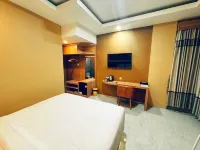 Nusantara Inn Hotel Hotel dekat Desa Mariango Sotek