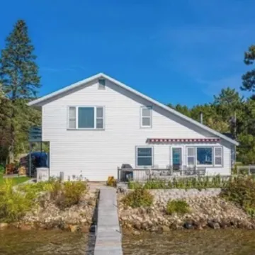Nisswa Lake Hubert Cabin on Paul Bunyan Trail ~In the heart of Brainerd Lakes~