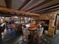 College Arms - Pet-friendly