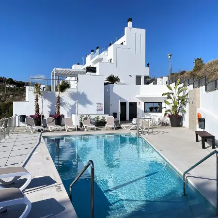 Apartment in Nerja with Panoramic Sea Views