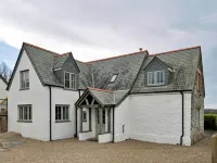 Schoolhouse in Cornwall near Mawgan Porth Beach